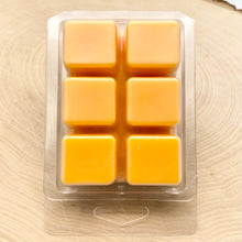 Load image into Gallery viewer, Pumpkin Praline Scented Wax Melts
