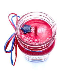 God Bless America Candle (14 oz. net wt.): Strawberry Cheesecake, Vanilla & Blueberry Cobbler