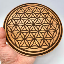 Load image into Gallery viewer, Crystal Meditation Grid: Flower of Life
