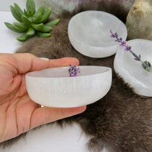 Load image into Gallery viewer, Selenite Crystal Bowl - Clearing/Charging Bowl
